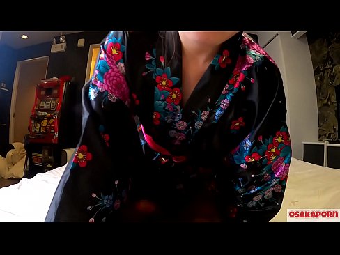 ❤️ Ko te kotiro cosplay rangatahi e pai ana ki te moe wahine ki te korikori me te pupuhi i roto i te wahine hoiho me te pupuhi. Kotiro Ahia he Topanga puhuruhuru me te tits ataahua i roto i nga kakahu Japanese tuku iho i roto i te ataata runaruna e whakaatu ana i te titoo me nga taonga taakaro Fuck. Sakura 3 OSAKAORN. Porno vk i mi.milf300com.ru ️❤